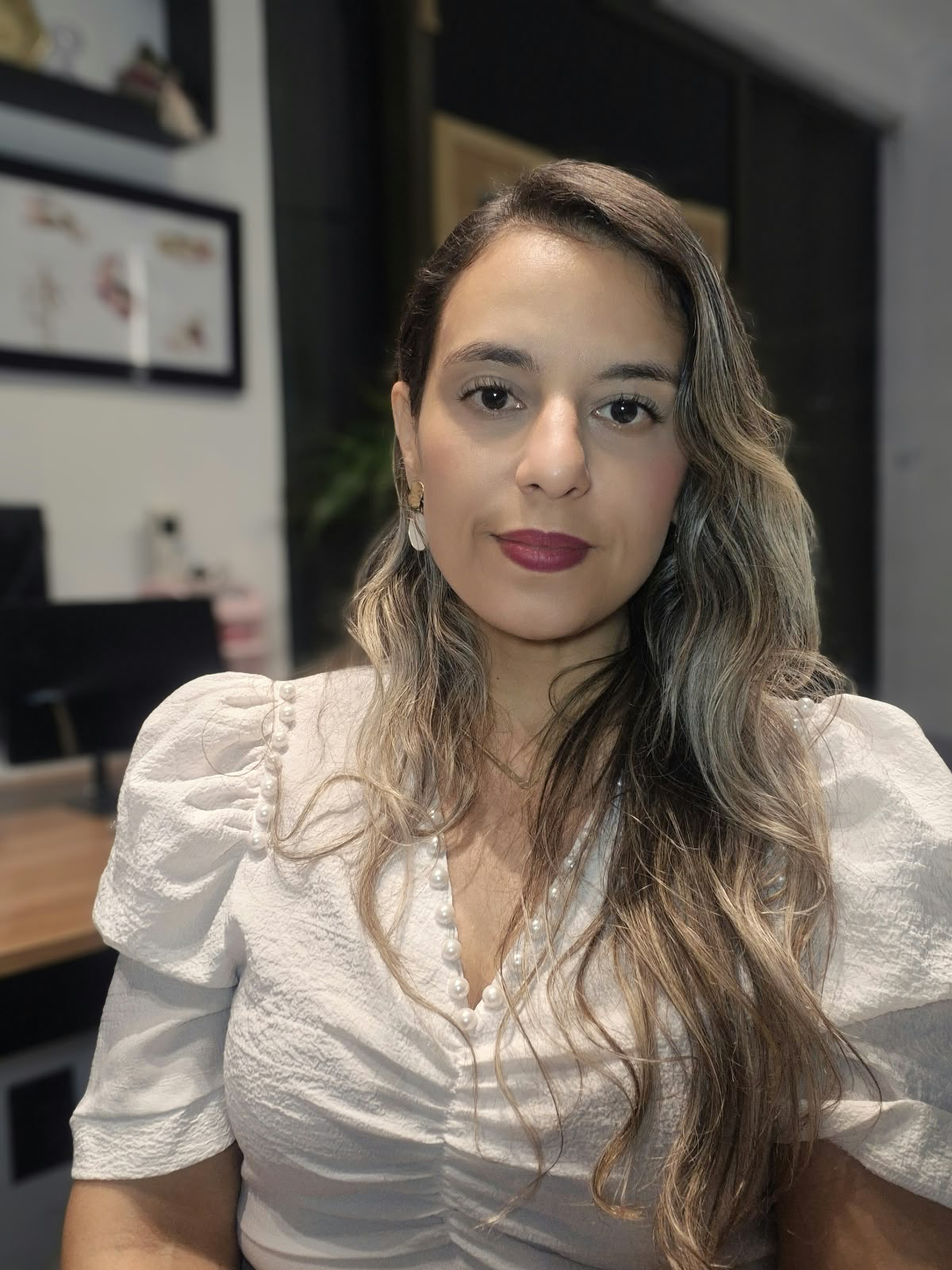 Dra. Clara Moraes — fisioterapeuta, acupunturista e quiropraxista